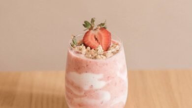 Strawberry Oats Smoothie for Weight Loss | Oat Smoothie
